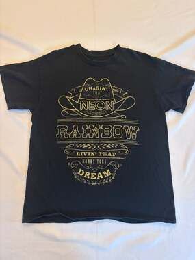 Alan Jackson Chasin That Neon Rainbow Graphic T-Shirt Men's Large Black